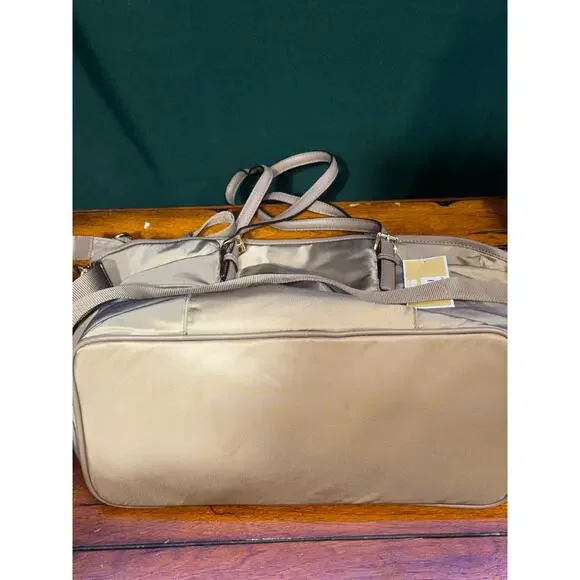 Michael Kors diaper bag new with tag - Picture 7 of 10